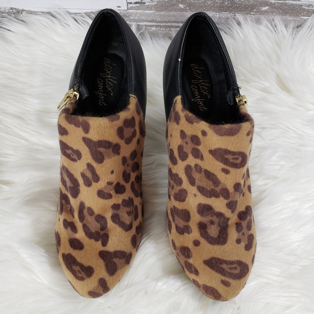 Dexflex Comfort Cheetah Print Booties - Picture 2 of 9